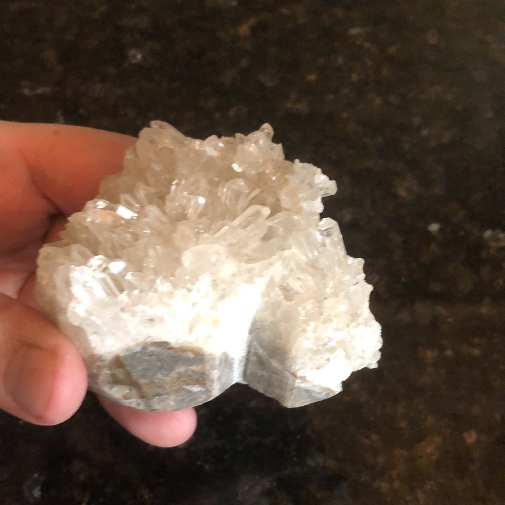 Gorgeous Crystal Cluster Carved Skull 💕 - Picture 7 of 11